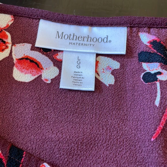 Burgundy Floral Motherhood Maternity blouse size L EUC - Picture 5 of 5